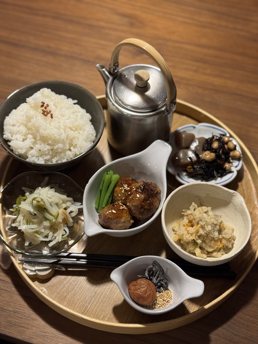 秀吉(ﾋﾃﾞﾖｼ) ごはんでホッと