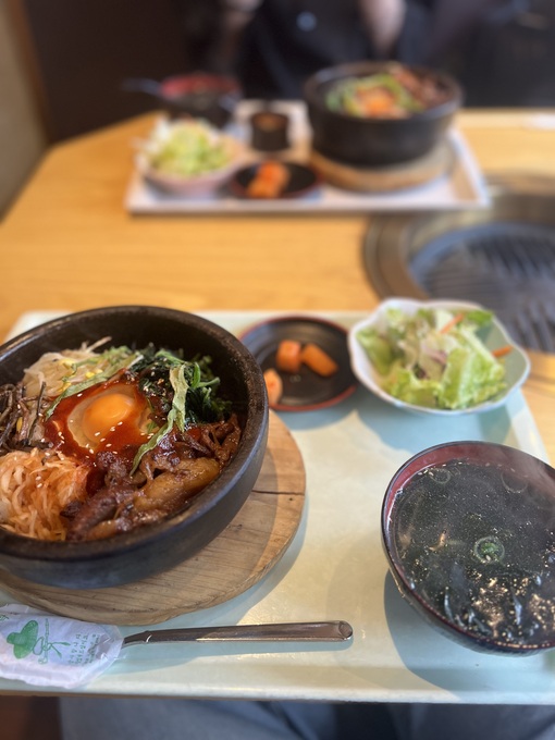 勝利 (ｼｮｳﾘ) 波瑠君とランチ😳