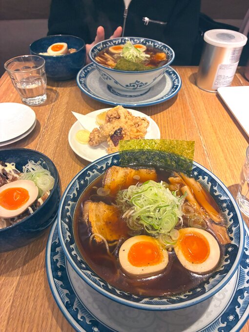 波瑠 (ﾊﾙ) もとやくんと🍜