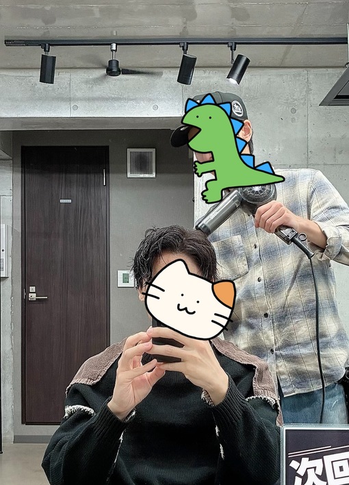 仁(ｼﾞﾝ) 朝からカット💇!!