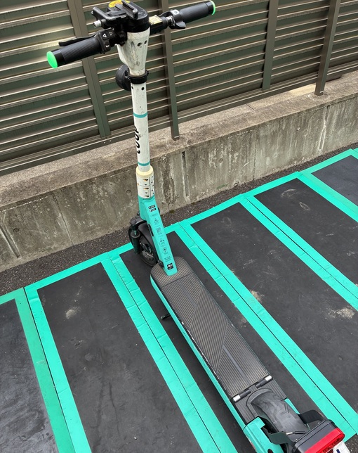 仁(ｼﾞﾝ) この乗り物🚲