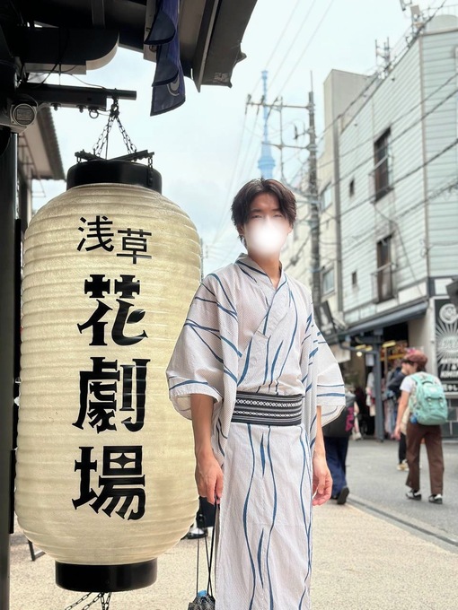 仁(ｼﾞﾝ) お茶引いてる顔
