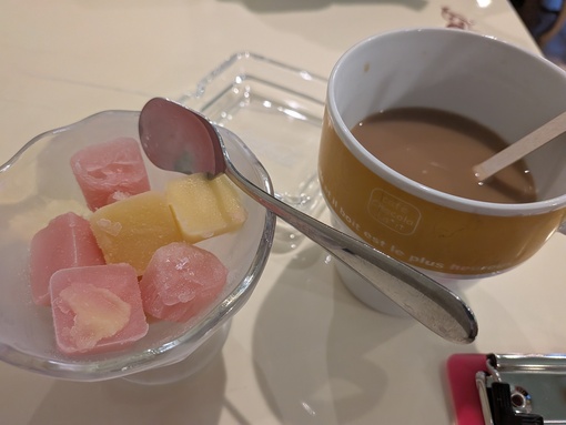 輝星(ｺｳｾｲ) カフェでまったり