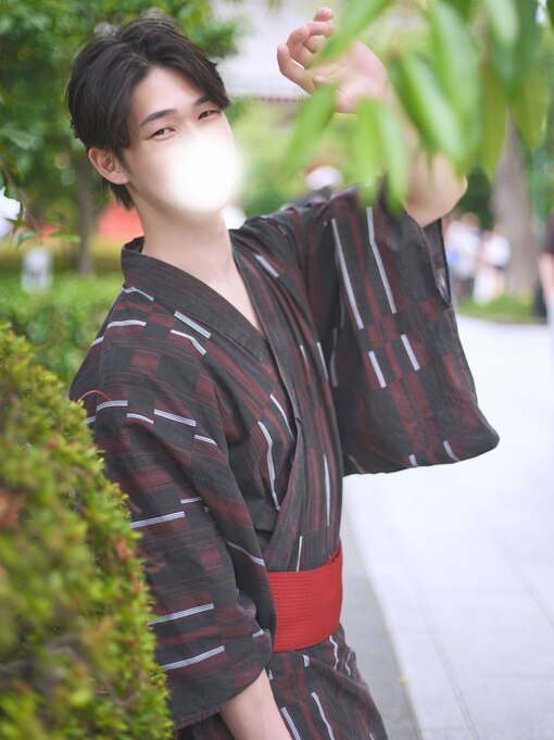 優弦(ﾕﾂﾞﾙ) 夏らしい一枚🌻