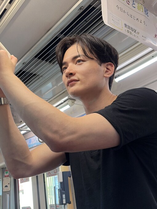 理(ｵｻﾑ) 【🚈】1日お疲れ様でした【上から理】