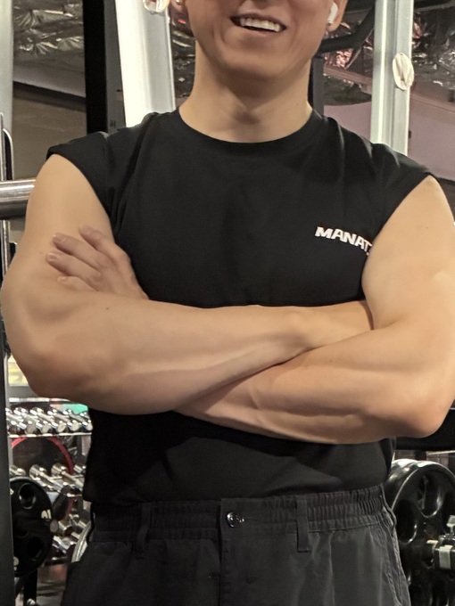 透司(ﾄｳｼﾞ) 【💪筋トレ中（緊張からの現実逃避中w）】