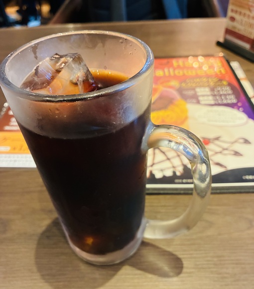 仁(ｼﾞﾝ) コーヒーをジョッキで🍺
