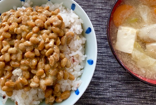 蒼介(ｿｳｽｹ) ご飯とナットウキナーゼ